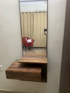 Hanging dressing table