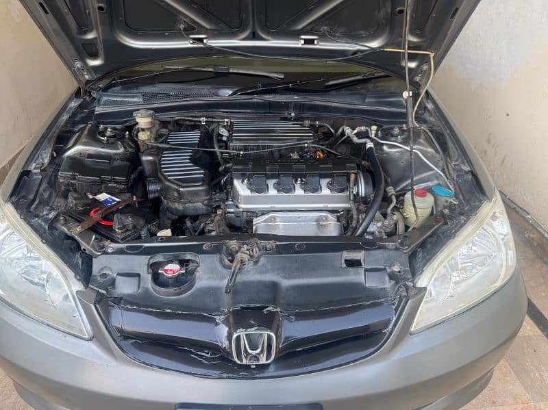 Honda Civic VTi Oriel 2004 | Army Officer Driven | Affordable car 14