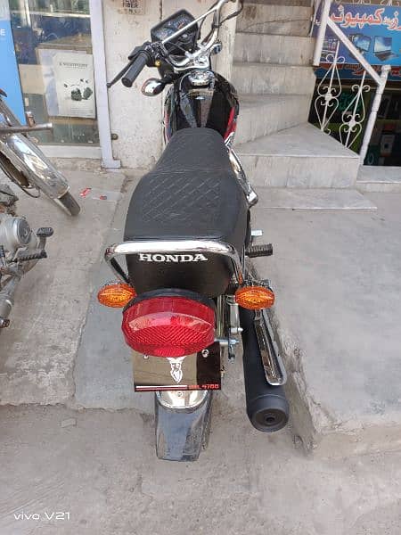 HONDA 125 (0303556695) LIKE NEW 1