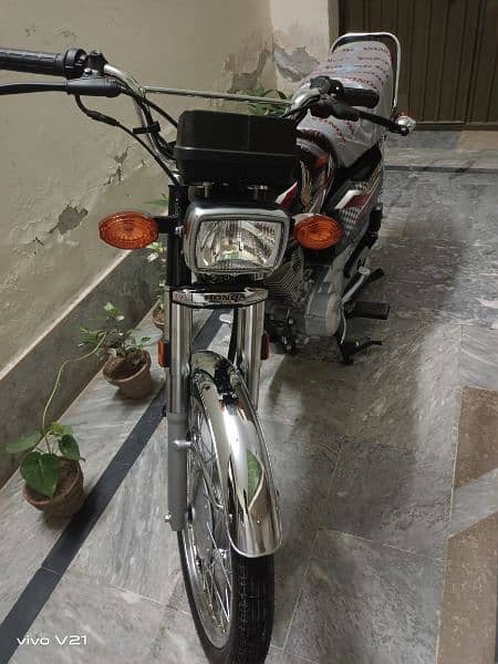 HONDA 125 (0303556695) LIKE NEW 3