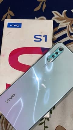 vivo S1