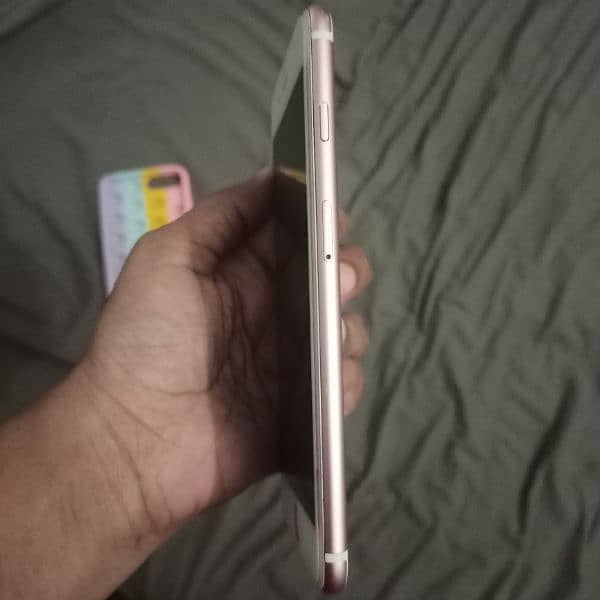 Iphone 7 plus PTA approved for sell in good condition. 7