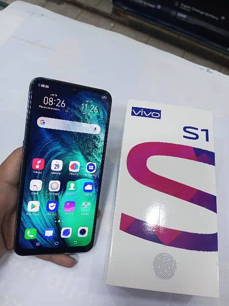 vivo s1 8/256 1