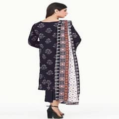 3 Pcs Women's Unstitched Lawn Printed Suit