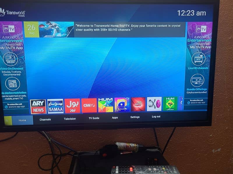 TCL 32 INCH plain 2