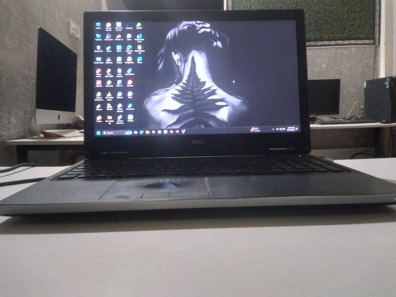 Urgent Laptop sale Dell percision 7530 0