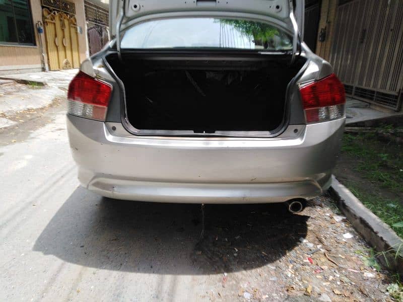 Honda City IVTEC 2014 Genuine Condition. 7