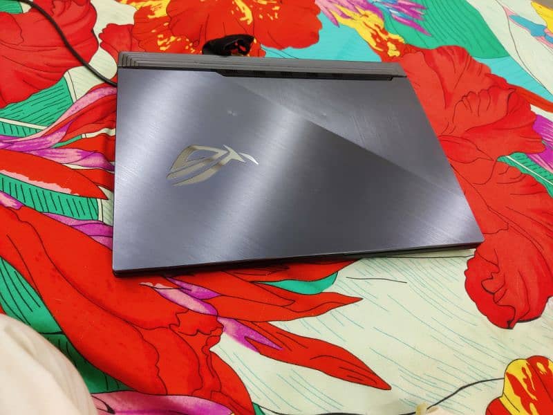 gaming laptop with the Asus ROG Strix SCAR III 240 hdz 2