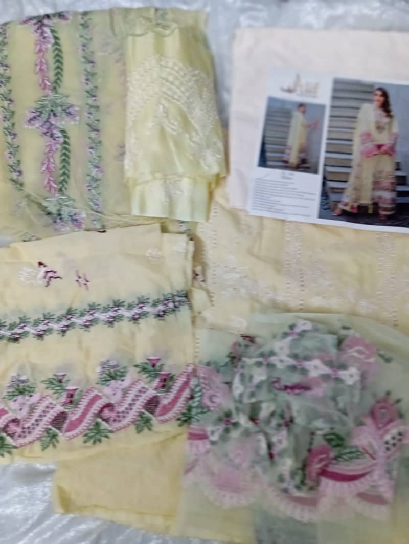 ALIF 3 PIECE SUIT FABRIC LAWN 2