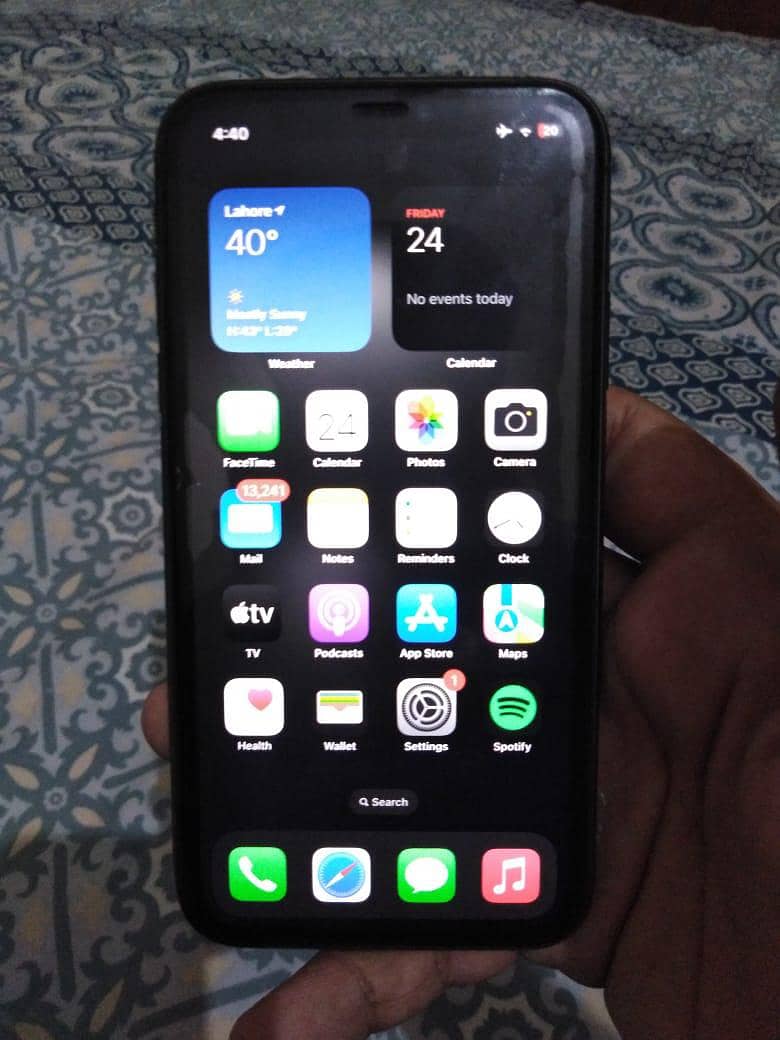 Iphone 11 Black Colour 64Gb 1