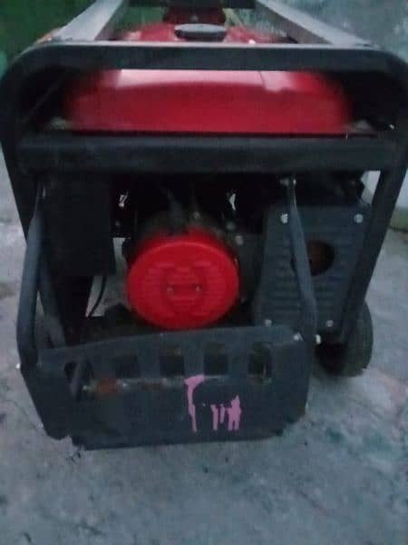 generator for sale in a good condition 2