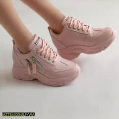 ladies sneaker