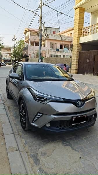 Toyota C-HR 2017 4