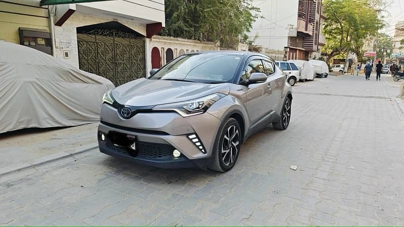 Toyota C-HR 2017 10