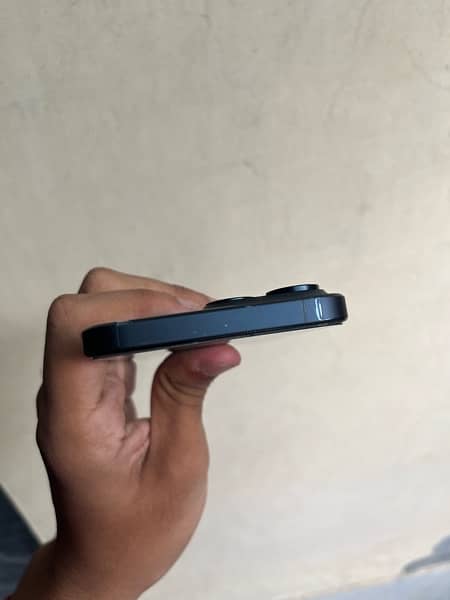 Iphone 15 Pro max Jv blue titanium 3