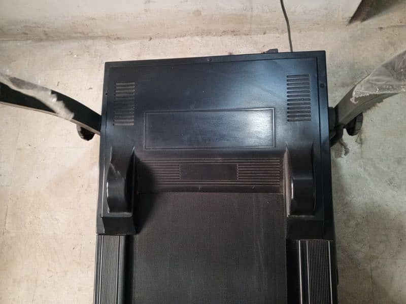 Treadmill  160 KG Weight Supported 5