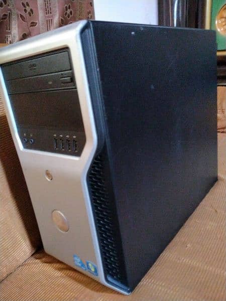 core i3 2ng processer  16gb ddr3 ram  hard disk 180 gb 2