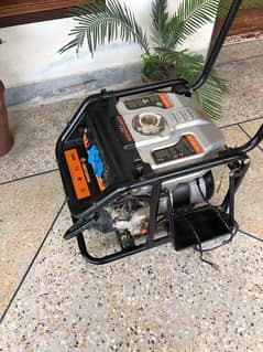 5000 Generator urgent sale