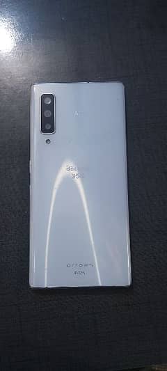 Docomo f52a 8/128