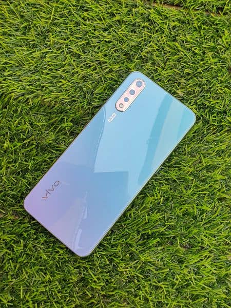 Vivo S1 8Gb 256Gb ( Display fingerprints) 4500 Mah battery 10/10 Condi 5