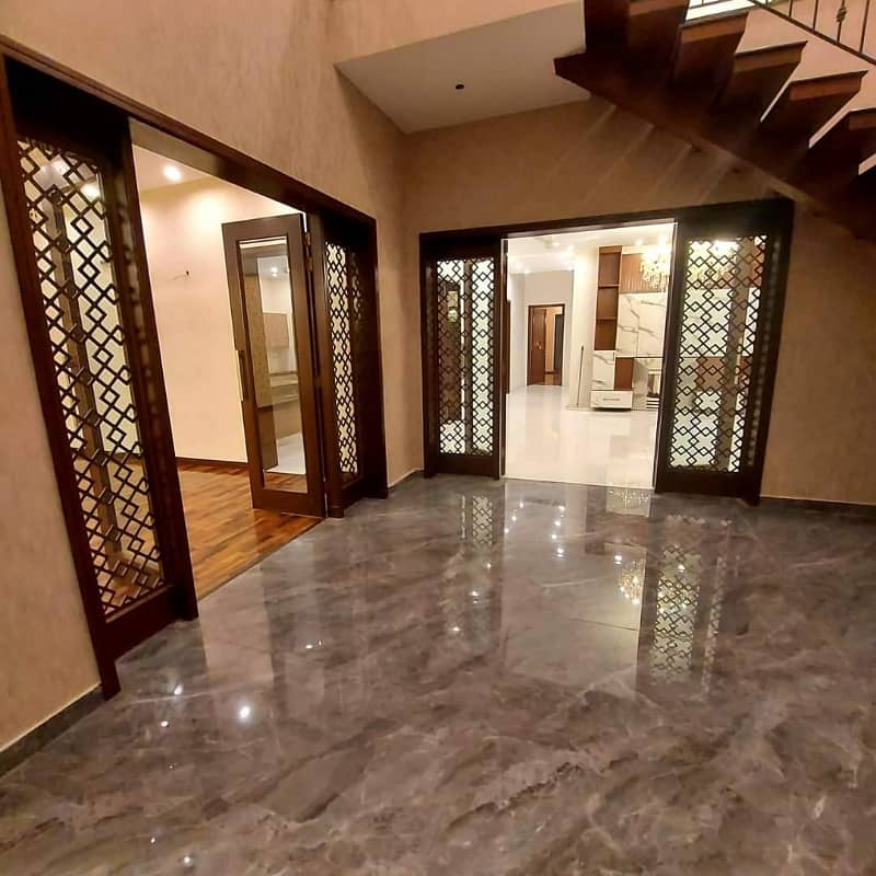 1 KANAL HOUSE For Rent In DHA EME SOCIETY LAHORE 5 Master Bedroom With Furnish AC 2 Kichan Driang Room Dining 2 TV Launch Store Powdar Washroom Servant Questar Garage Terrace Lundreye 20