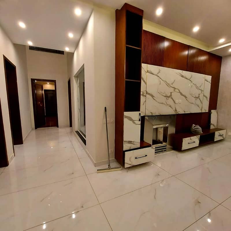 1 KANAL HOUSE For Rent In DHA EME SOCIETY LAHORE 5 Master Bedroom With Furnish AC 2 Kichan Driang Room Dining 2 TV Launch Store Powdar Washroom Servant Questar Garage Terrace Lundreye 21