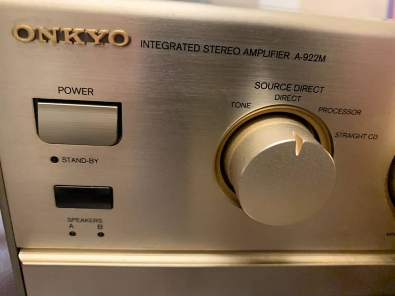 Onkyo m 922 Amplifier. . 4