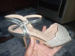 Stylo Brand New heel