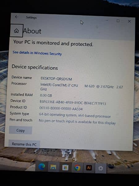 Windows 10 4 GB Ram 250 GB  SSD Core i7 0