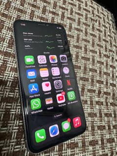 IPhone X 64GB non pta battery service back crack only