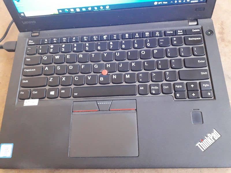 Lenovo ThinkPad x270 New 3