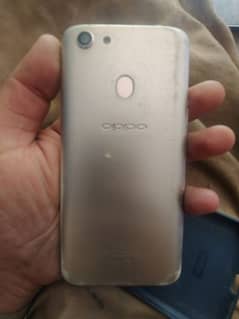 oppo f5 . . . . . 4.32 condition 10 by 09