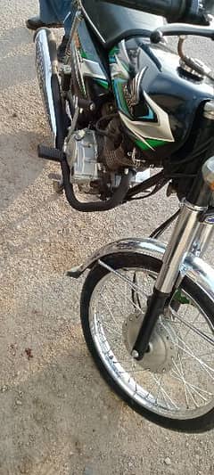 Honda 125 Model 2023 Karachi number first owner 0312/24/92/688