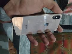 iphone xs 64GB  True tone on face ide off No any issue 0