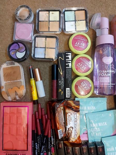 Bulk Imported Makeup / Cosmetics In Wholesale 9