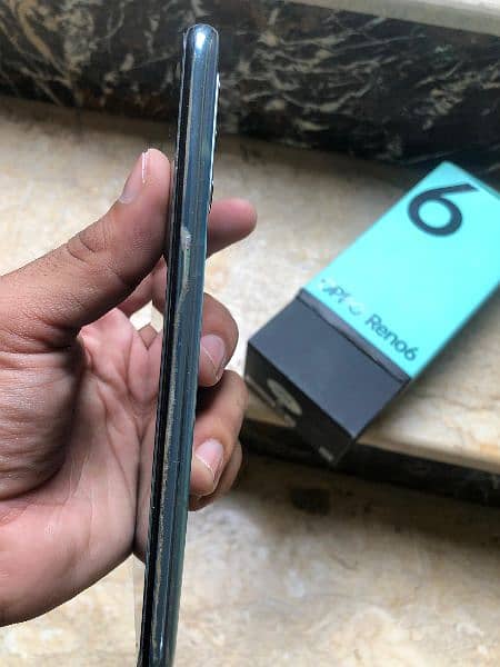 Oppo Reno 6 4