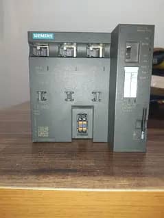 Siemens plc S7 300 2 / 8 AI , rtd , 16 / 32 Digital I/O , Ethernet CP