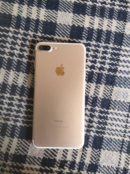 iPhone 7 plus 128 gb location chowk azam 2