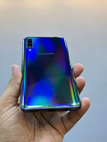 Samsung Galaxy A50 0