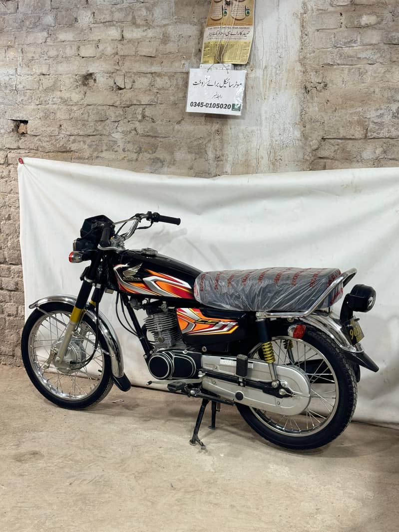 Honda CG 125 2022 8