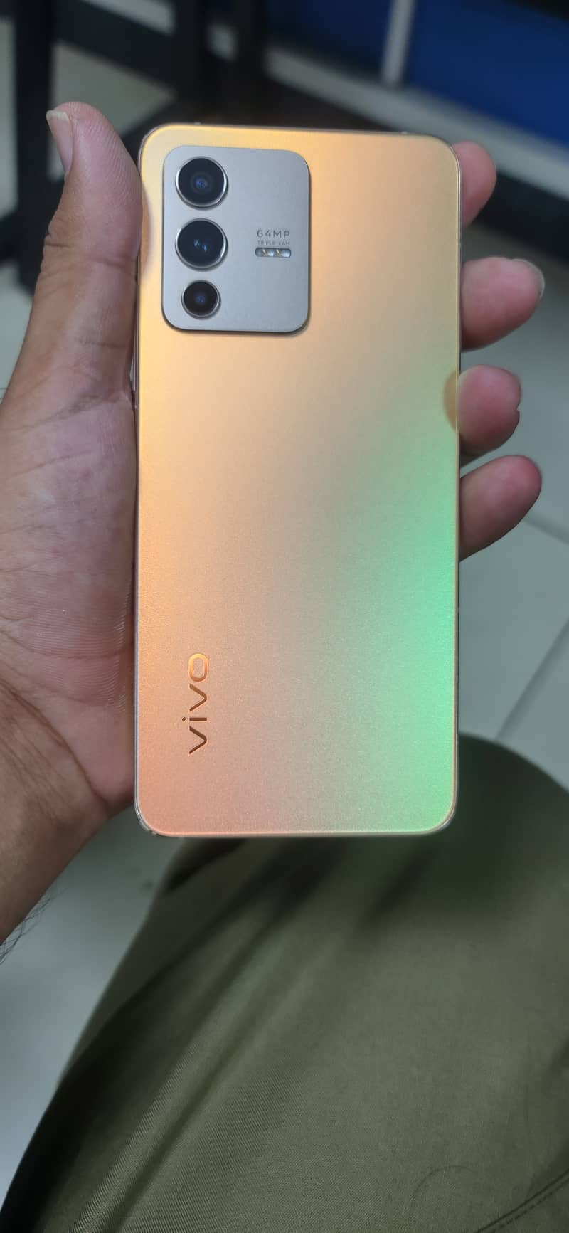 VIVO V23 5G (12+8 , 256) 1