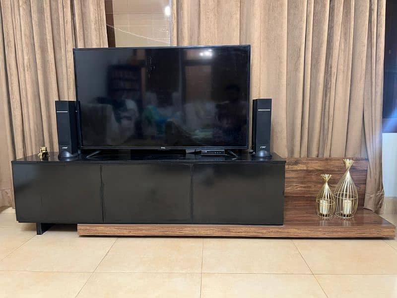 TV console 5