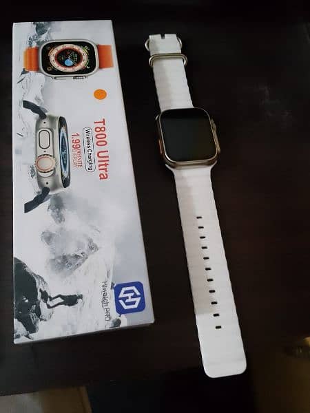 t800 watch Ultra with box and charger 1