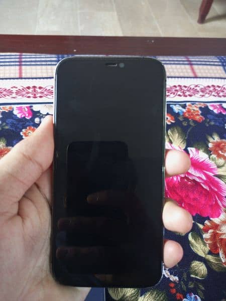 iphone 12 pro non active non pta back broken 4