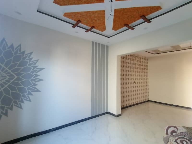 5 Marla House In Stunning Adiala Road Is Available For sale 3