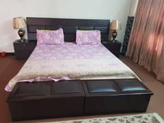 king Size bed set with Chester and Dressing table without mattress