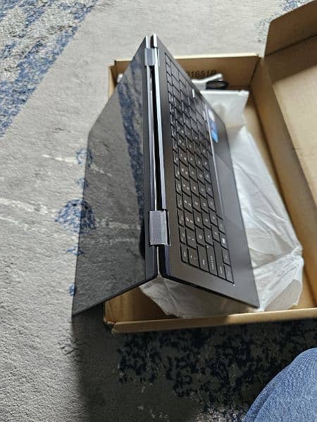 SAMSUNG GALAXY BOOK FLEX 2 A. 9