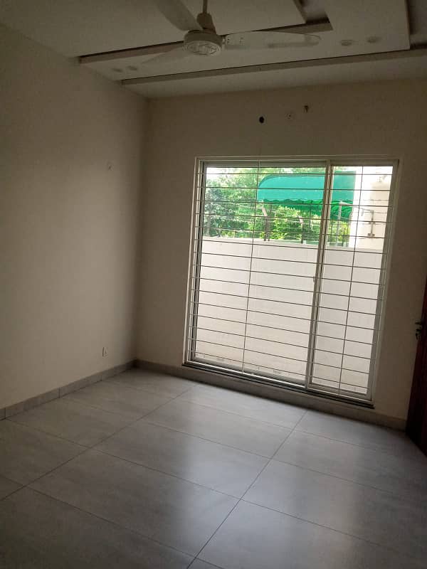 5 MARLA DOUBLE STORY HOUSE AVAILABLE FOR SALE IN DHA PHASE 5 - BLOCK D 0