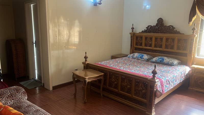 2 KANAL BEAUTIFUL HOUSE AVAILABLE FOR SALE IN DHA PHASE 1 BLOCK A 6