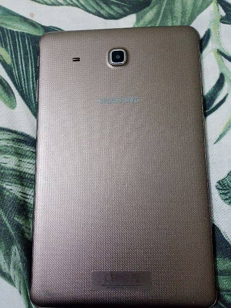 Samsung tab good condition 8